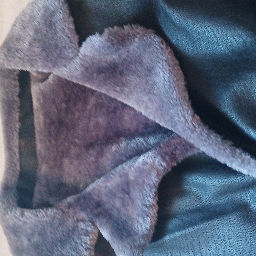 Men's Black Faux Leather Jacket with Gray Faux Fur Lining - Picture 9 of 12